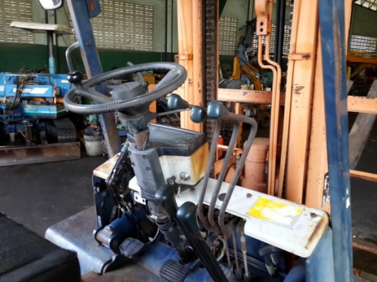 ขาย รถยก 3 ตัน TOYOTA รุ่น 5FG30 เสา 4 เมตร หิ้ง มือสองญี่ปุ่น