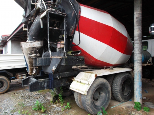 ขายด่วนรถสิบล้อFN215Kเพลาเดียวหัวครั้ชซีเครือง6D14ยางดี