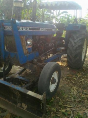 ขายรถไถ Ford 6600 1 เพลา ผาน 7 + ผานหน้า เอกสารเล่มทะเบียน