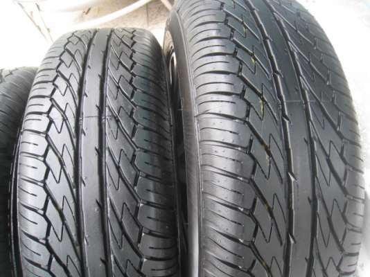 ขายล้อแม็ก honda freed ป้ายแดง 15"x5.5" et50 4 รู 100 + ยางปี 12 สนใจติดต่อเล็กคลองสามครับ (081-3747940)