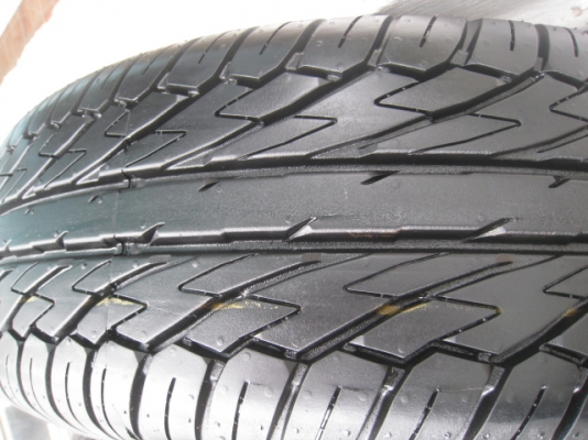 ขายล้อแม็ก honda freed ป้ายแดง 15"x5.5" et50 4 รู 100 + ยางปี 12 สนใจติดต่อเล็กคลองสามครับ (081-3747940)