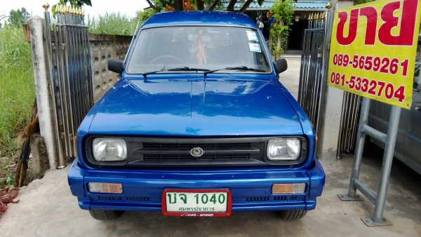ขายรถ แฟมีเรี่ย ปี 37 รถนำเข้า สนใจโทรคุยได้คับ