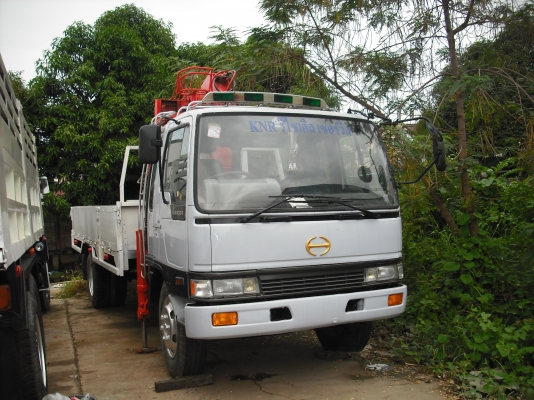 รถบรรทุกติดเฮียบ 6 ล้อ สภาพสวย