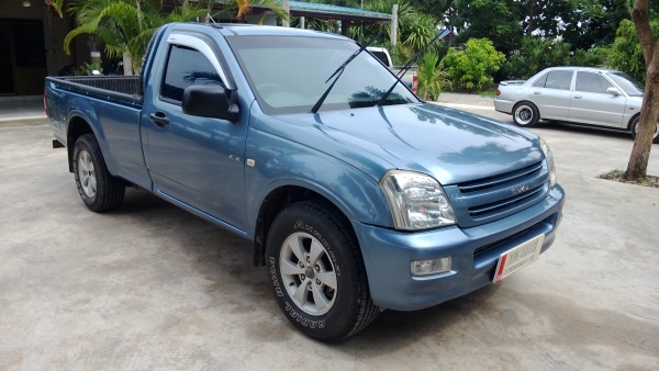 ขายรถ ISUZU ดีแม็กซ์ EX ตอนเดียว ปี 03 เครื่อง 2500 Di สนใจโทรคุยได้คับ