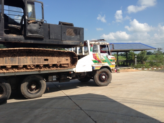 ขายรถ 10 ล้อ 2 เพลา HINO-KT725 มีภาพวีดีโอ เทรนเลอร์บรรทุกรถแบคโฮ 200 เครื่องเดิมEH700 รถสภาพสวย พร้