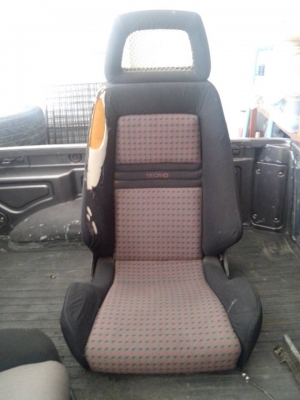 ขายเบาะrecaroหมอนตาข่าย ปรับไฟฟ้านะครับ ใช้งานได้ปรกติ ถูกๆ 2500