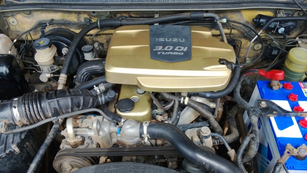 ขายรถ ISUZU ดีแม็กซ์ SLX ปี 03 เครื่อง 3000 Di สนใจโทรคุยได้คับ ขายรถ ISUZU ดีแม็กซ์ SLX ปี 03 เครื่อง 3000 Di สนใจโทรคุยได้คับ