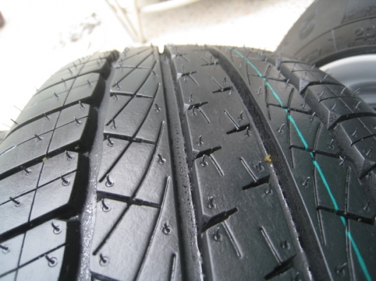 ขายล้อแม็ก Honda civic fb ป้ายแดง 16"x6.5" et45 5รู114.3 +ยางปี 3313 ตุ่มหน้ายางและสีมีทุกเส้นครับ สนใจติดต่อเล็กคลองสาม (081-3747940)