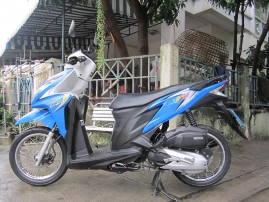 ยังไงก็ขาย click 125iปี2012 รถบ้านสวยๆ ชุดโอนครบ