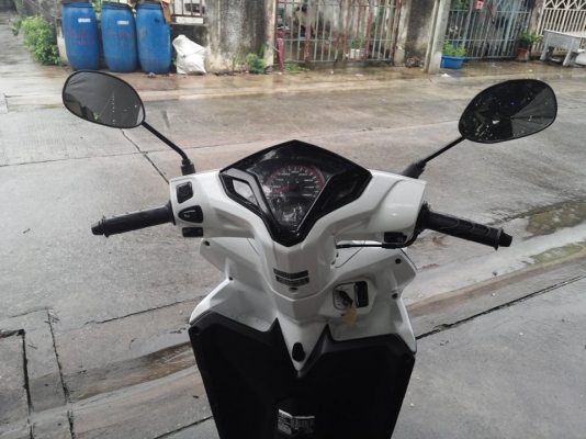 ยังไงก็ขาย click 125iปี2012 รถบ้านสวยๆ ชุดโอนครบ