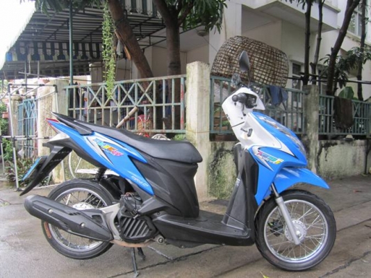 ยังไงก็ขาย click 125iปี2012 รถบ้านสวยๆ ชุดโอนครบ