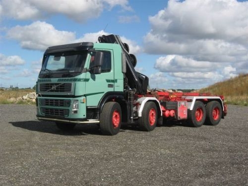 ต้องการซื้อหัวลากวอลโว่ครับ Volvo FM