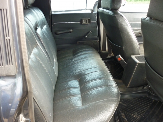 ขาย Toyota hero 4ประตูปี 32ต่อรองได้