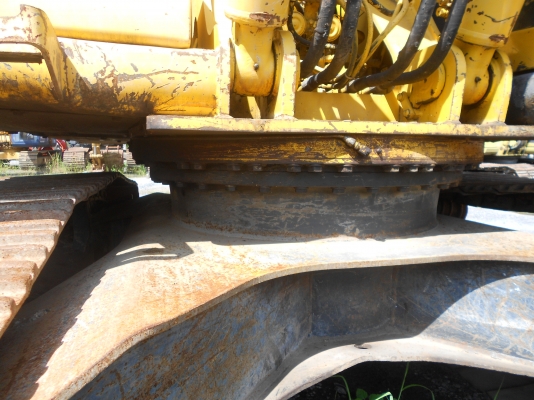 ขายรถแบคโฮ KOMATSU PC210-6K ขายรถแบคโฮ KOMATSU PC210-6K