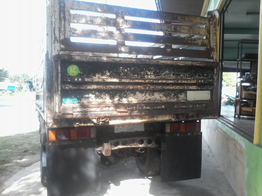 ขายรถหกล้อ รถสวย  สภาพดี พร้อมใช้งาน  0810097946