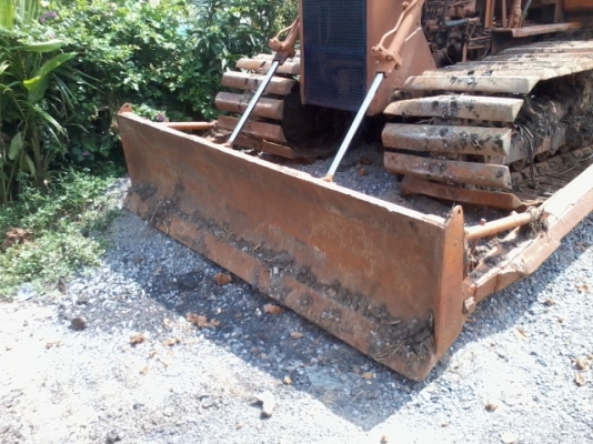 ขายแทรกเตอร์KOMATSU   D 2 OPLซุปเปอร์รถสวยมากราคาถูกมาก