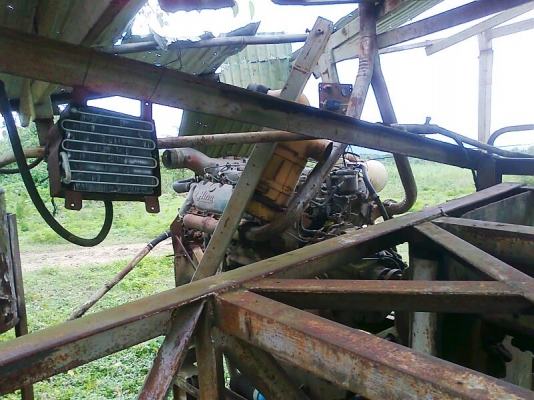 เรือดูดทราย ปั้มดูดขนาด 10 นิ้ว เครื่องยนต์ HINO EF750 V8 สวยกริ๊บ ดูดทรายได้แรง อย่างเต็มท่อ ได้ทรายมาก เครื่องแรง ประหยัดน้ำมัน.