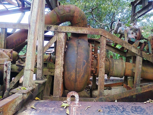 เรือดูดทราย ปั้มดูดขนาด 10 นิ้ว เครื่องยนต์ HINO EF750 V8 สวยกริ๊บ ดูดทรายได้แรง อย่างเต็มท่อ ได้ทรายมาก เครื่องแรง ประหยัดน้ำมัน.