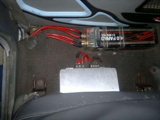 ขาย HILUX MIGHTY-X 2.5GL X-TRA CAB  สีบรอนซ์เงิน เกียร์ธรรมดา