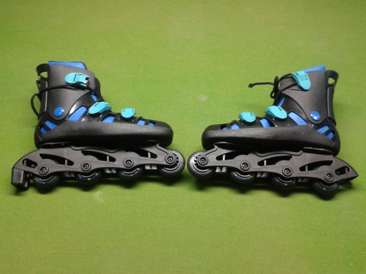 โรลเลอร์เบลดของใหม่-250