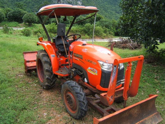 ขายรถไถKUBOTAปรับสภาพแล้วพร้อมใช้ ขายรถไถKUBOTAปรับสภาพแล้วพร้อมใช้