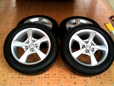 แม็กซ์และยางป้ายแดง Mazda 3 ขนาด 16 นิ้ว รายละเอียดด้านในครับ