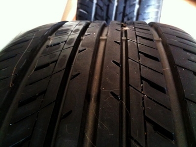 แม็กซ์และยางป้ายแดง Mazda 3 ขนาด 16 นิ้ว รายละเอียดด้านในครับ แม็กซ์และยางป้ายแดง Mazda 3 ขนาด 16 นิ้ว รายละเอียดด้านในครับ