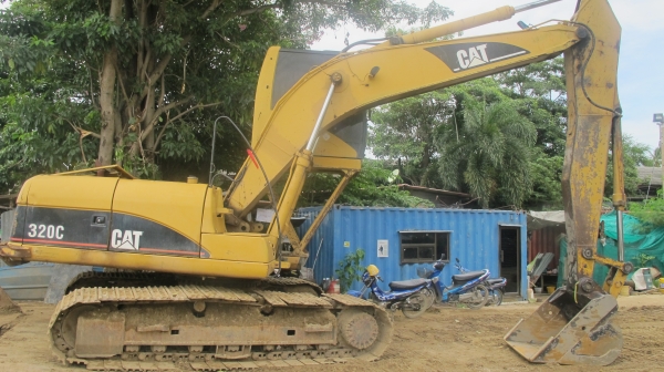 ขายรถแบคโฮ CAT 320 C