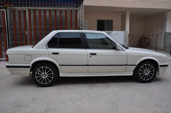 ขาย BMW E30 320i เครื่อง sr20 turbo ฝาดำหลังหัก ช่วงล่าง skyline ดิสเบรก 4 ล้อ แรงๆ พร้อมใช้