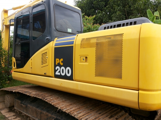 ขาย Komatsu  pc200-7