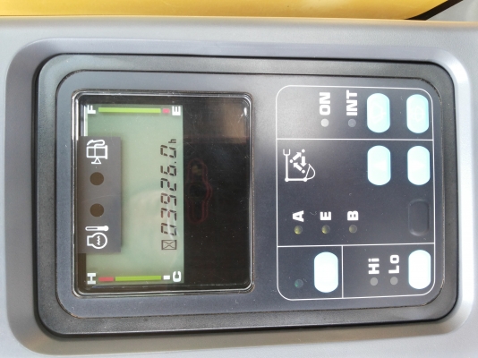 ขาย Komatsu  pc200-7