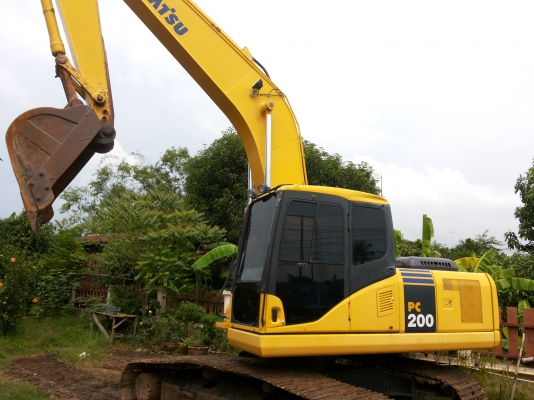 ขาย Komatsu  pc200-7