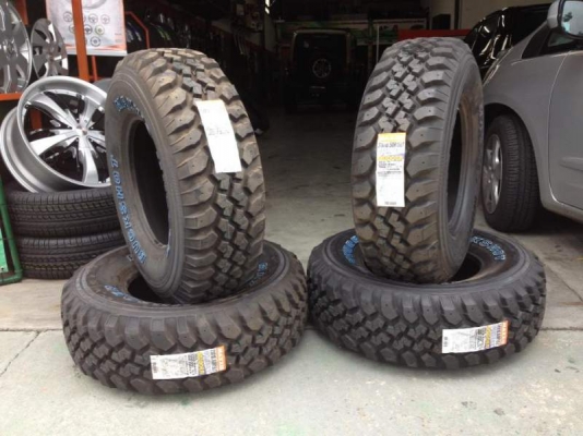 ขายยางใหม่ ปี13 ราคาพิเศษ Mud Maxxis MT754 BuckShot 265 75 16
