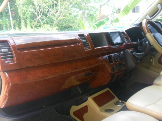 ขายรถตู้คอมมูเตอร์แต่ง VIP เจ้าของขายเอง ปี 08 สีขาว สวยมากๆ รถไม่ค่อยได้ใช้ 083-0338694 ขายรถตู้คอมมูเตอร์แต่ง VIP เจ้าของขายเอง ปี 08 สีขาว สวยมากๆ รถไม่ค่อยได้ใช้ 083-0338694