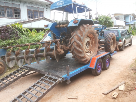 เทรลเลอร์รถไถ