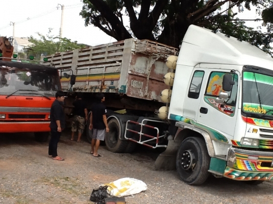 ขอบคุณ เสี่ยใหญ่ใจดีจากชลบุรีขายหางเทเลอร์ 7.50เมตรตั้ม ทะเบียนแจ้งจอดคานจั้มโบ้200