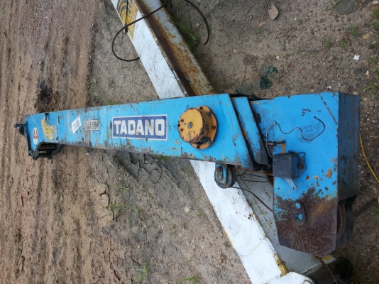 ขายเครน ทาดาโน่ 2ตัน มี2ตัวสวยๆเก่าญี่ปุ่น ขายเครน ทาดาโน่ 2ตัน มี2ตัวสวยๆเก่าญี่ปุ่น