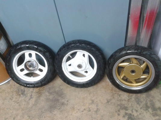 อยากขายล้อขอบ10-3วง