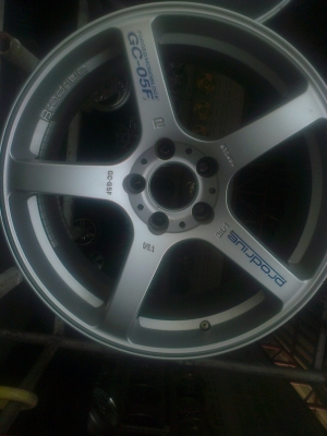 ล้อ ขอบ 18 หน้า 9หลัง 10 โปรไดร์ 4วง 14000 บาท