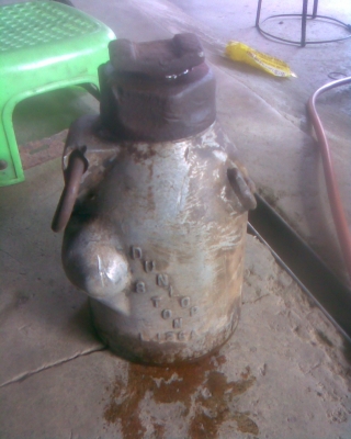 แม่แรงนอก 8 ตันรุ่นเก่าสภาพพร้อมใช้งานครับเป็นของอังกฤษครับน่าเก็บครับสภาพเดิมๆครับ