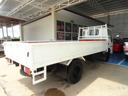 ขายรถ 6 ล้อ ISUZU NKR 130HP พร้อมกระบะไม้ใหม่