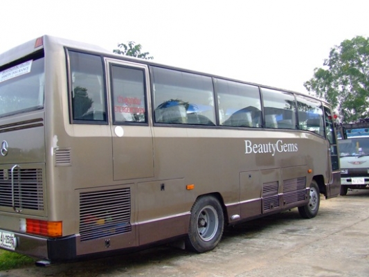 รถบัสพร้อมใช้Benz แอร์เย็นฉ่ำ