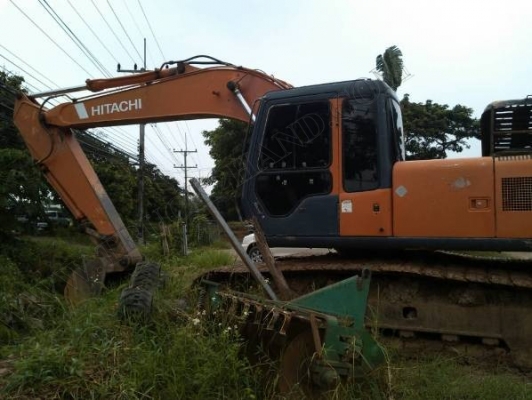 รถแบคโฮ ยี่ห้อ HITACHI รุ่น EX 200 - 2 ปั๊มนิ้ว เครื่องอีซูซุ คอนโทรลน้ำมัน