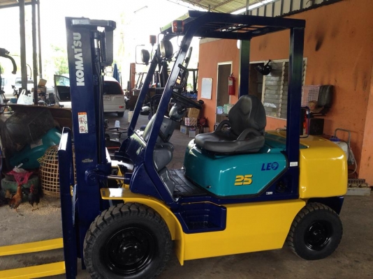 ขาย ฟอล์คลิฟต์ 2.5 ตัน  KOMATSU FD25T-12  รถมือ 2 นำเข้าจากญี่ปุ่น