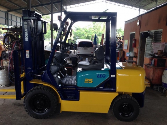 ขาย ฟอล์คลิฟต์ 2.5 ตัน  KOMATSU FD25T-12  รถมือ 2 นำเข้าจากญี่ปุ่น
