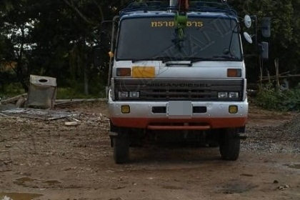 รถบรรทุกหัวลาก ยี่ห้อ NISSAN DIESEL รถบรรทุกหัวลาก ยี่ห้อ NISSAN DIESEL