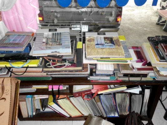 ผ้าม่านทุกชนิด ออกแบบตัดเย็บพร้อมติดตั้งผ้าม่านทุกชนิด การันตีด้วยประสบการณ์20กว่าปี ทั้งงานเล็กงานใหญ่ มีให้เลือกมากมายหลายแบบ ผ้าม่านทุกชนิด ออกแบบตัดเย็บพร้อมติดตั้งผ้าม่านทุกชนิด การันตีด้วยประสบการณ์20กว่าปี ทั้งงานเล็กงานใหญ่ มีให้เลือกมากมายหลายแบบ