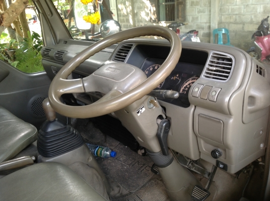 ขาย 4 ล้อ ไม่ติดเวลา NKR ปี 49 สวยๆ ขาย 4 ล้อ ไม่ติดเวลา NKR ปี 49 สวยๆ