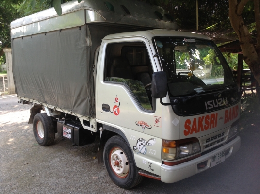 ขาย 4 ล้อ ไม่ติดเวลา NKR ปี 49 สวยๆ ขาย 4 ล้อ ไม่ติดเวลา NKR ปี 49 สวยๆ