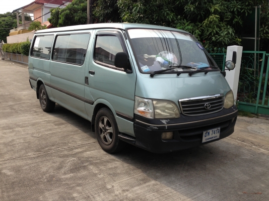 ขายรถตู้ คอมมิวเตอร์ สีเขียวหยก ขายรถตู้ คอมมิวเตอร์ สีเขียวหยก
